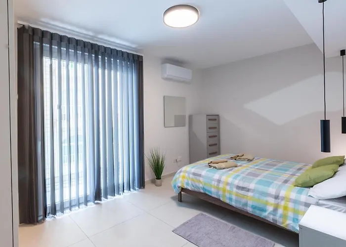 Seafront Luxury Apartment